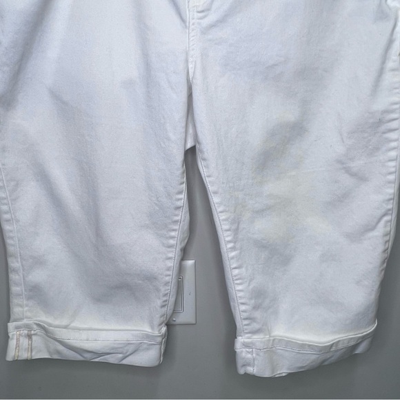 INC International Concepts White Capris Size 18 - Picture 3 of 10